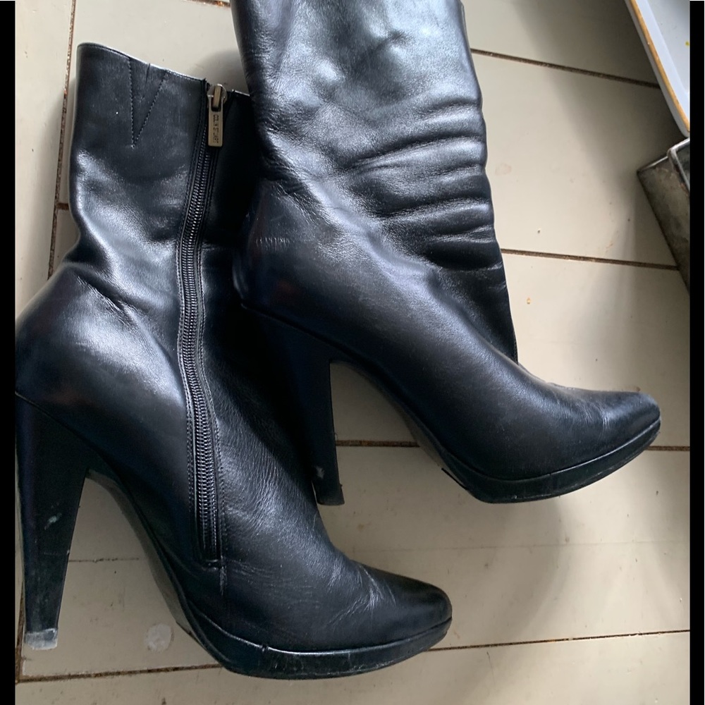 Colin Stuart Platform Ankle Boot Size 7 1/2 - image 1